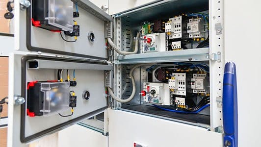 Zamena i popravka elektro razvodnih ormana Zamena i popravka elektro razvodnih ormana